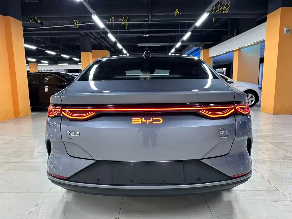 Qin L 2025 EV 545KM Cloud Type купить на сайте DeffCars