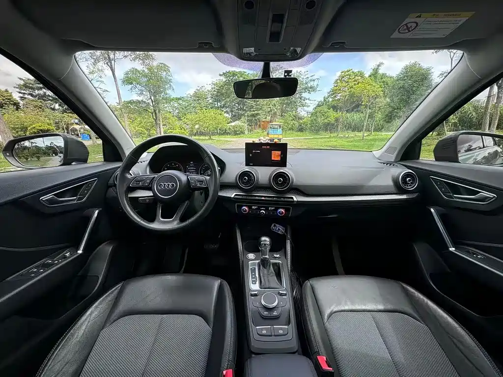 Audi Q2L 2021 35 TFSI fashionable and dynamic купить на сайте DeffCars