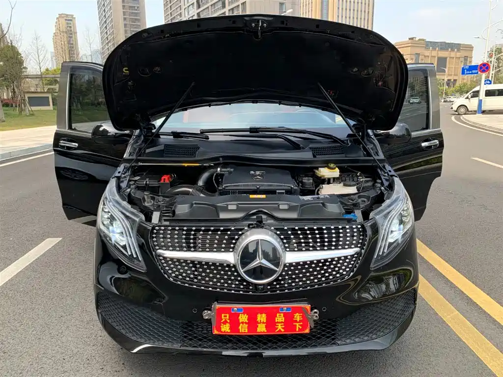 Vito 2023 2.0T Business Edition 7 seats купить на сайте DeffCars