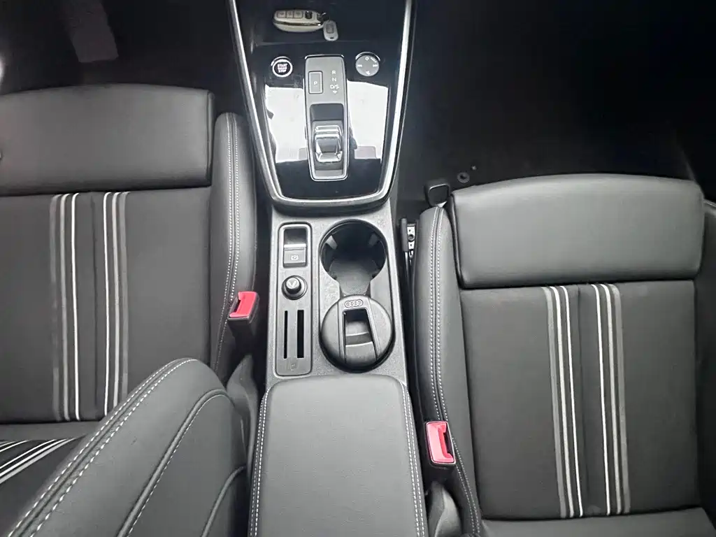 Audi A3 2022 A3L Limousine 35 TFSI Fashionable and Sporty купить на сайте DeffCars