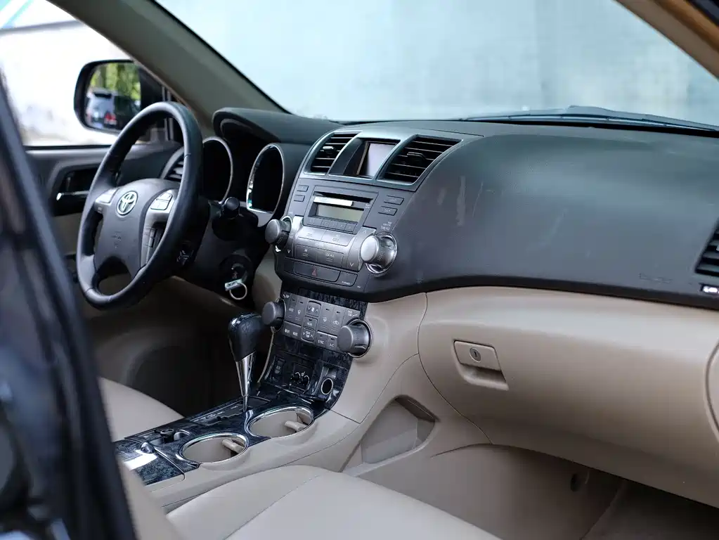 Highlander 2009 3.5L four-wheel drive 7-seat luxury version купить на сайте DeffCars