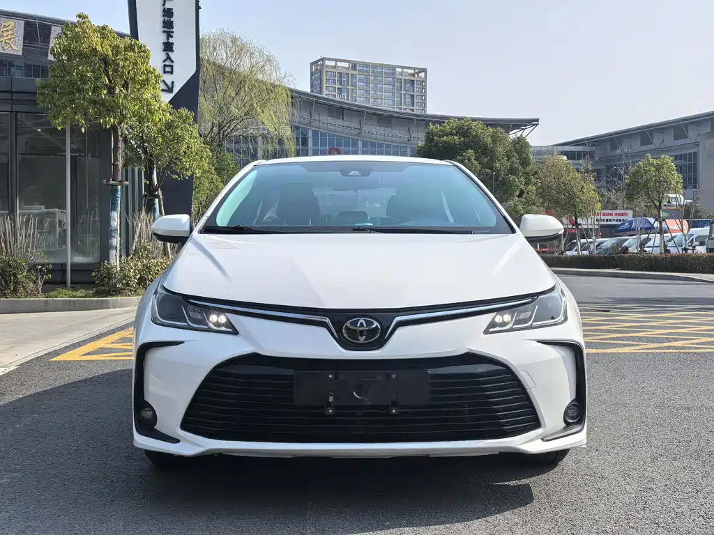 Corolla 2019 1.2T S-CVT GL-i Elite Edition купить на сайте DeffCars