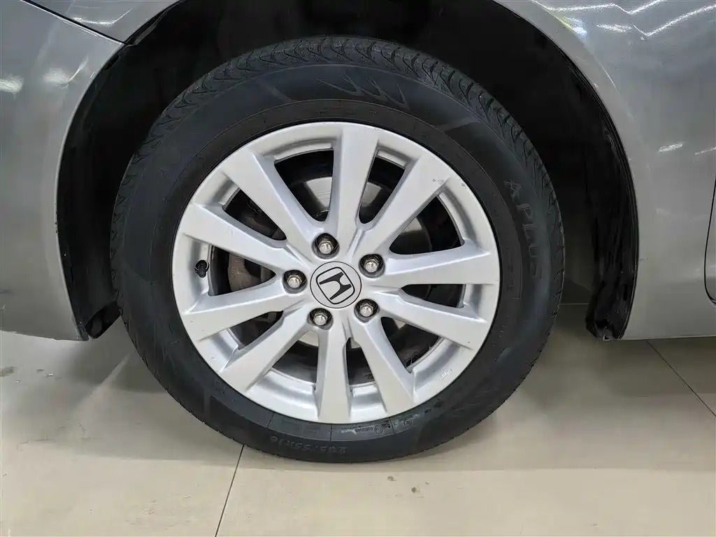 Civic 2013 10th Anniversary 1.8L Automatic Deluxe Edition купить на сайте DeffCars