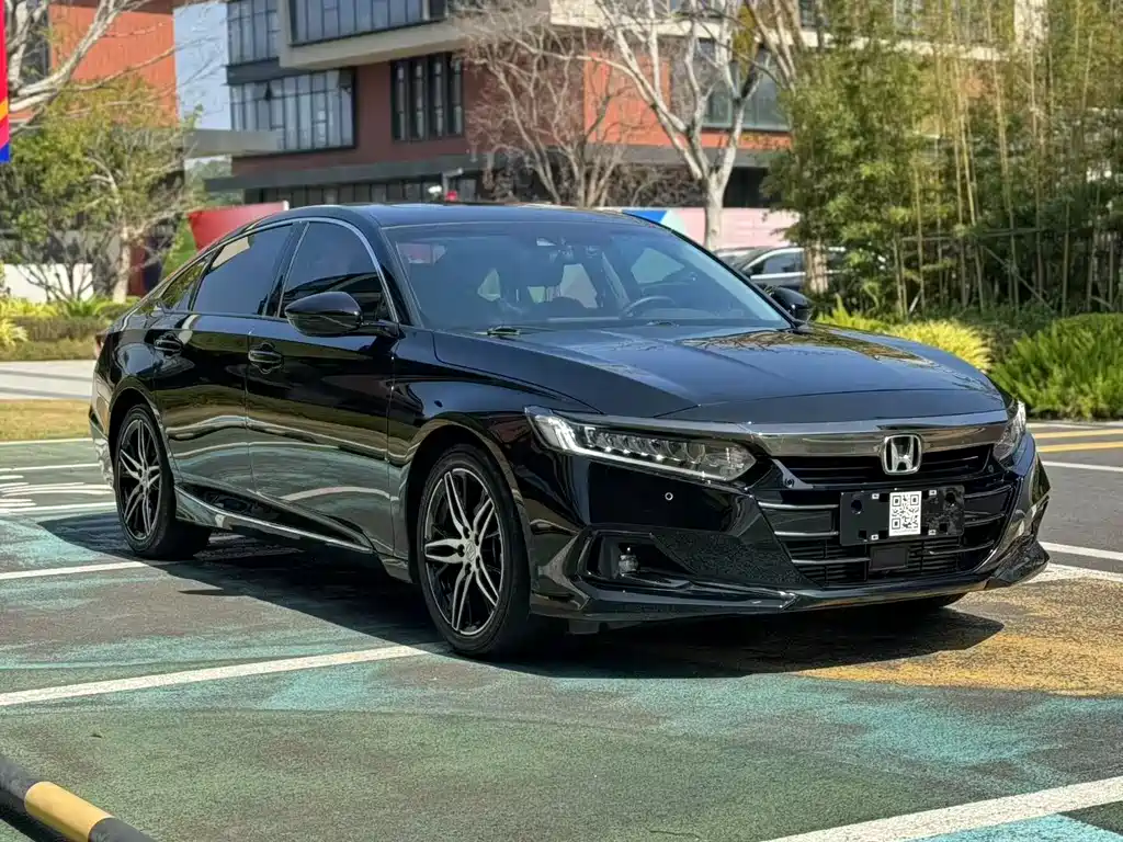 Accord 2022 260TURBO Magic Night Premium Edition купить на сайте DeffCars