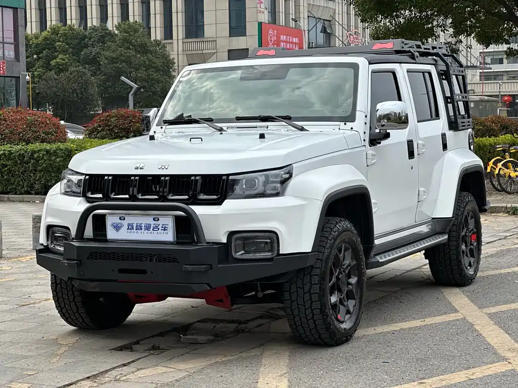 Beijing Off-Road BJ40 2023 2.0D Automatic Four-wheel Drive Blade Hero Edition Knight Type купить на сайте DeffCars