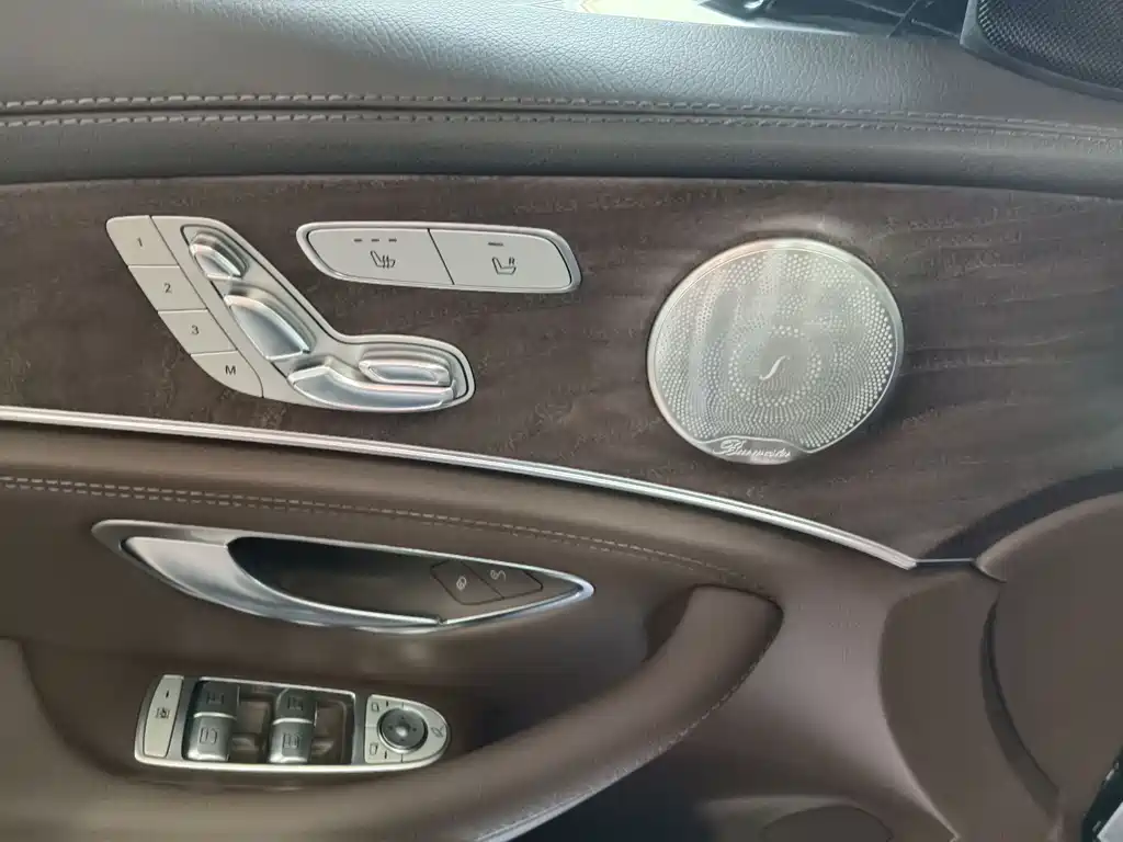 Mercedes-Benz E-Class 2022 E 300 L Sporty and Fashionable купить на сайте DeffCars