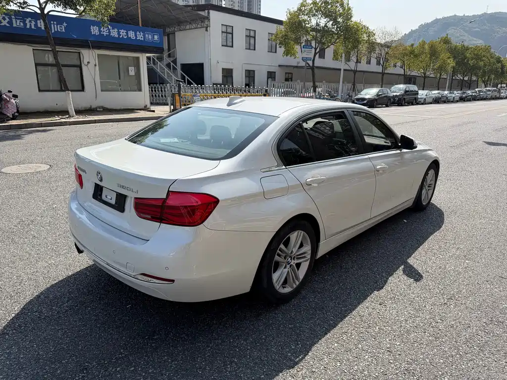 BMW 3 Series 2017 320Li Fashion Model купить на сайте DeffCars
