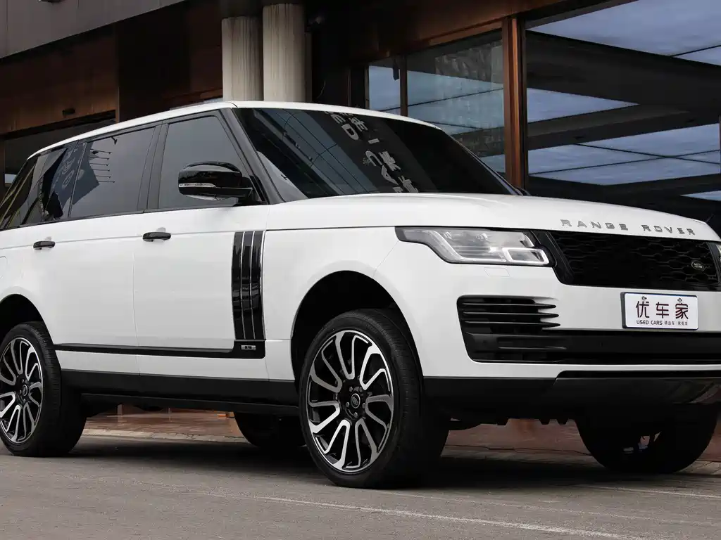 Range Rover 2018 3.0 SC V6 Vogue Extended Edition купить на сайте DeffCars