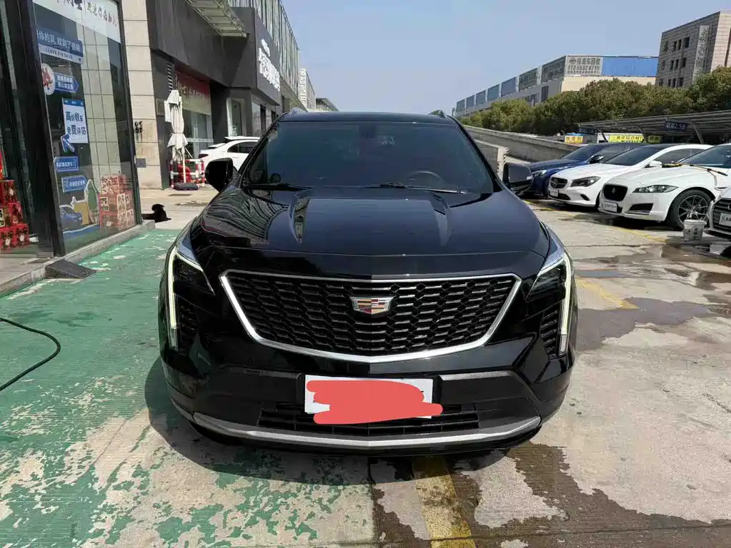 Cadillac XT4 2021 28T two-wheel drive leading model купить на сайте DeffCars