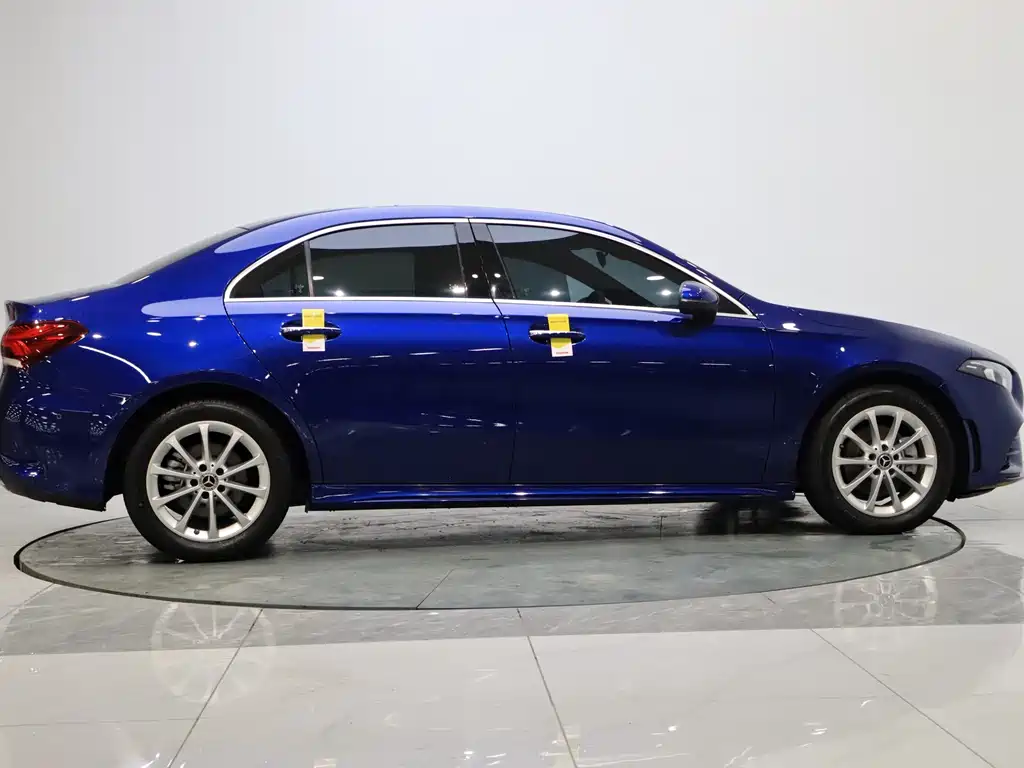 Mercedes-Benz A-Class 2022 Model 2 A 200 L Sports Sedan Fashionable купить на сайте DeffCars