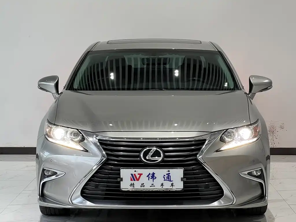 Lexus ES 2015 200 Elite Edition купить на сайте DeffCars