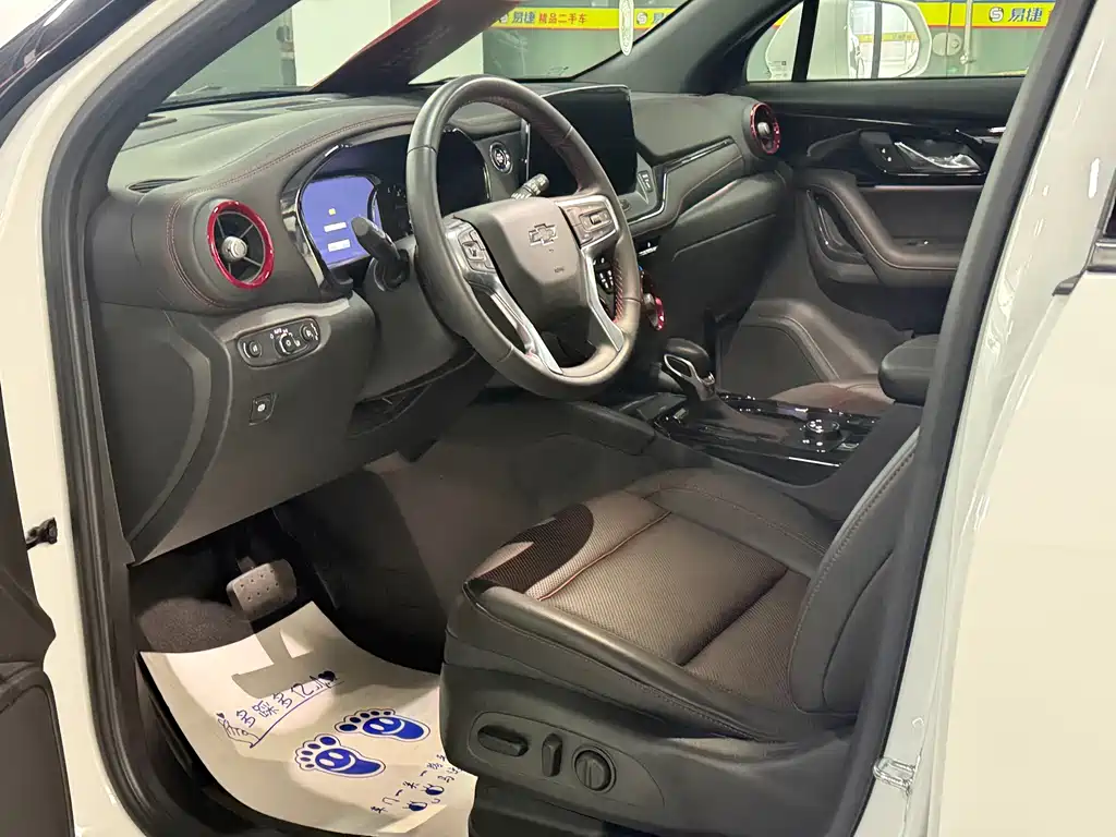 Trailblazer 2023 light hybrid 650T Redline Ting version купить на сайте DeffCars