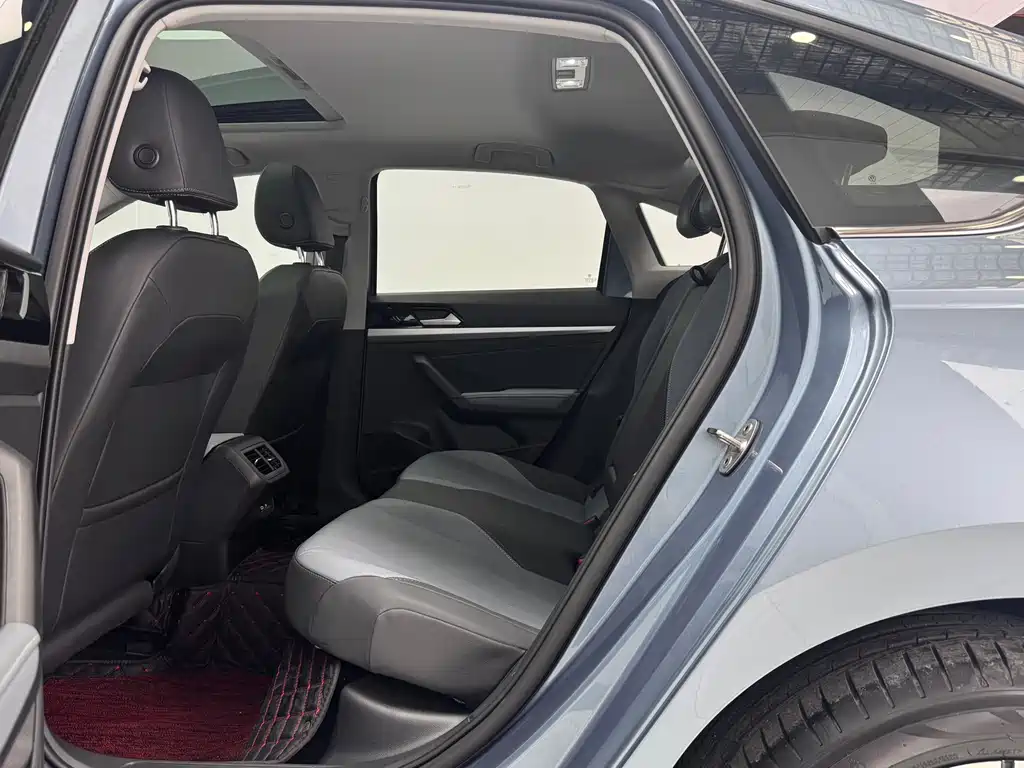 Lavida 2023 1.5L automatic 5 million version купить на сайте DeffCars