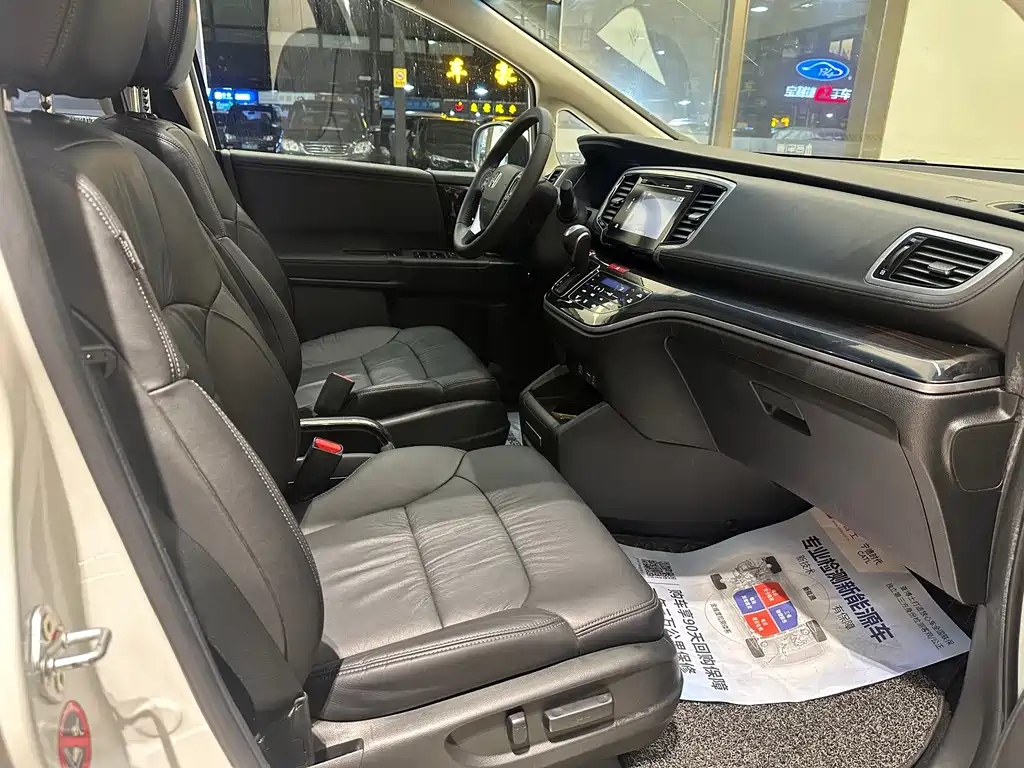Odyssey 2018 2.4L Exclusive Edition купить на сайте DeffCars