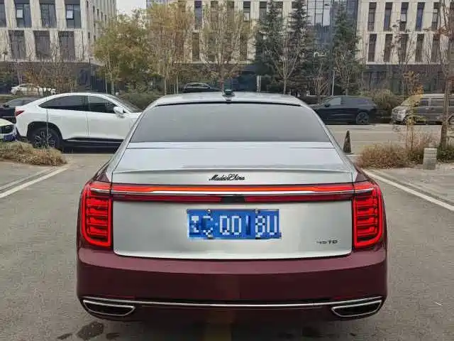 Hongqi H9 2020 2.0T Zhilian Flagship Edition купить на сайте DeffCars