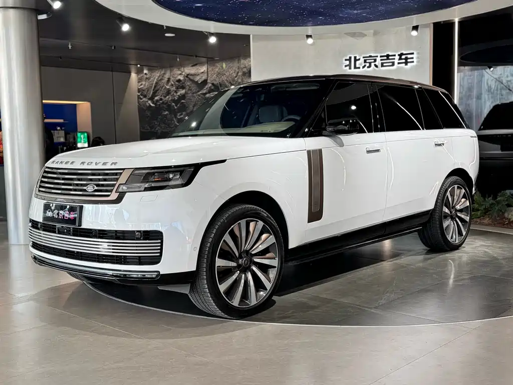 Range Rover 2024 3.0 L6 400PS SV Honor Creation Extended Edition 4 seats купить на сайте DeffCars