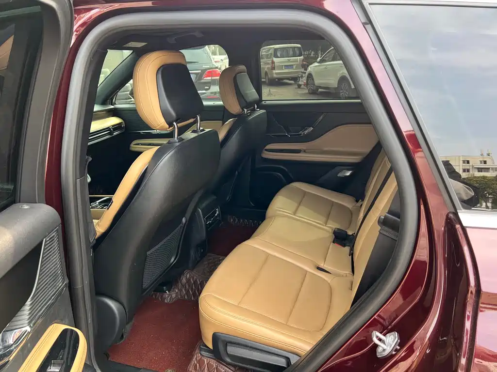 Adventurer 2020 2.0T Two-wheel drive Premium Edition купить на сайте DeffCars