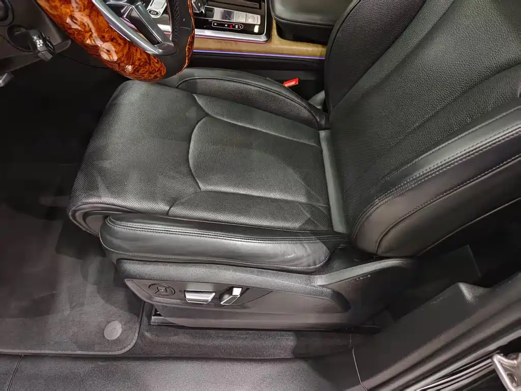 Audi Q7 2021 55 TFSI quattro S line premium model купить на сайте DeffCars