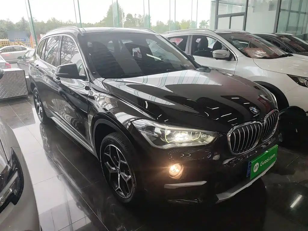 BMW X1 2019 xDrive20Li Exclusive Model купить на сайте DeffCars