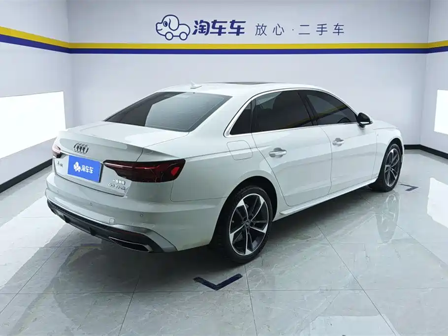 Audi A4L 2022 40 TFSI Fashionable and Dynamic купить на сайте DeffCars
