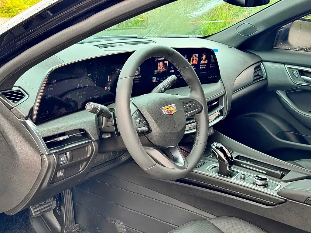 Cadillac CT5 2024 28T Luxury Pro купить на сайте DeffCars