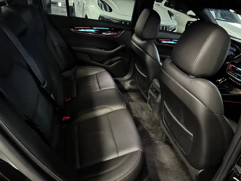 Cadillac CT5 2023 28T Fashion Model купить на сайте DeffCars
