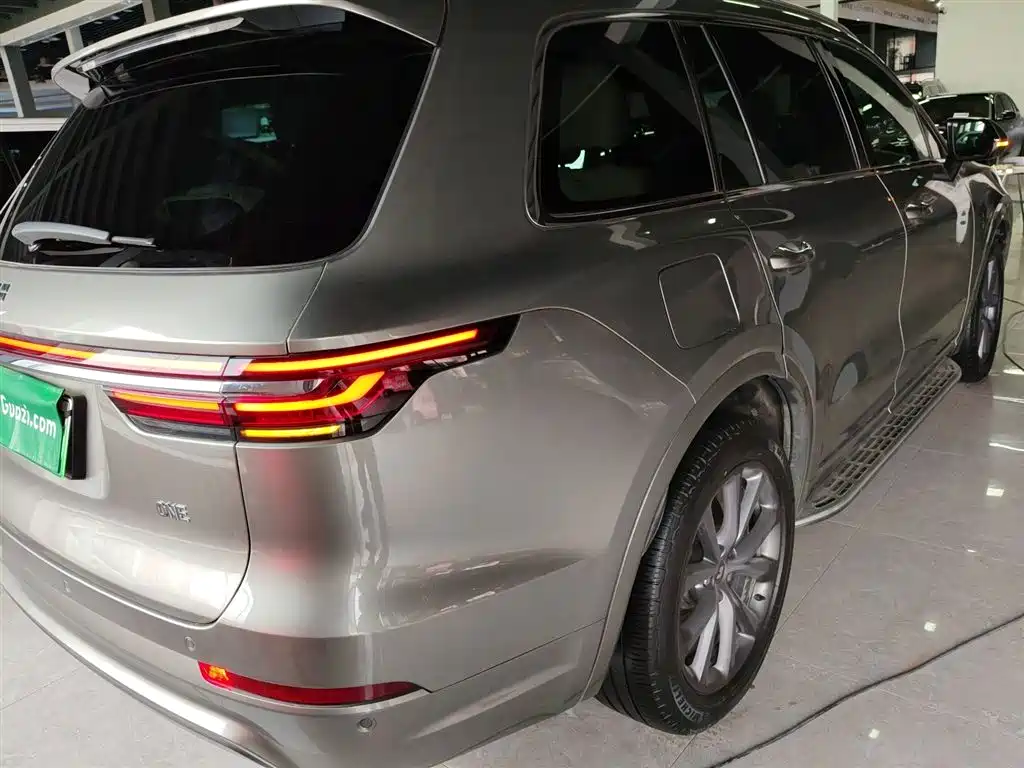 Ideal ONE 2020 extended range 6-seater version купить на сайте DeffCars
