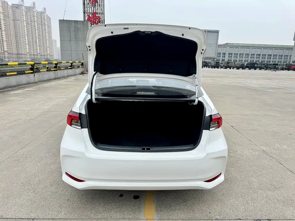 Corolla 2021 1.2T S-CVT Pioneer Edition купить на сайте DeffCars