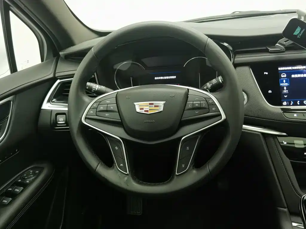 Cadillac XT5 2024 2.0T two-wheel drive fashion model купить на сайте DeffCars