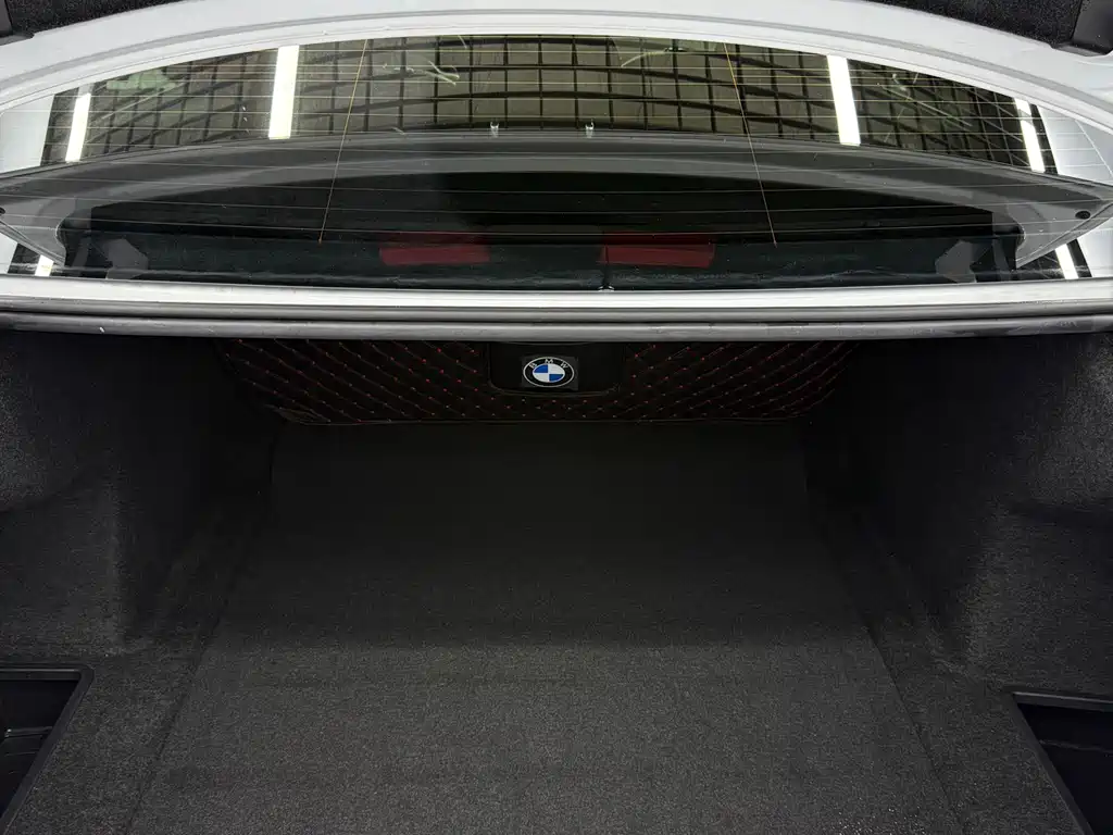 BMW 3 Series 2023 320Li M Sports Package купить на сайте DeffCars