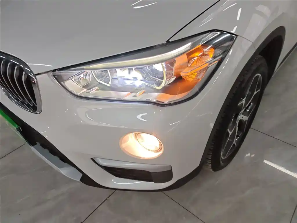 BMW X1 2019 xDrive20Li Exclusive Model купить на сайте DeffCars