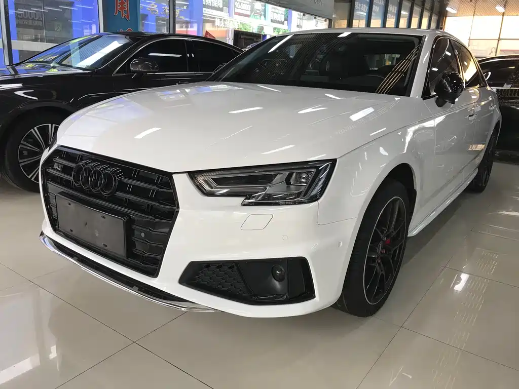 Audi A4L 2019 40 TFSI Fashion Type National V купить на сайте DeffCars