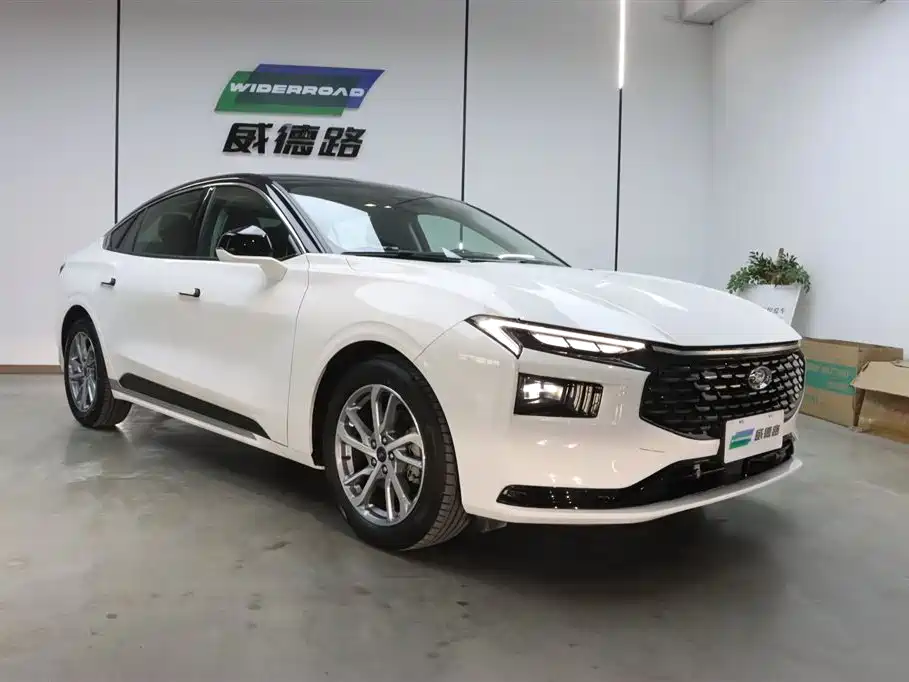 Mondeo 2023 EcoBoost 245 Luxury купить на сайте DeffCars