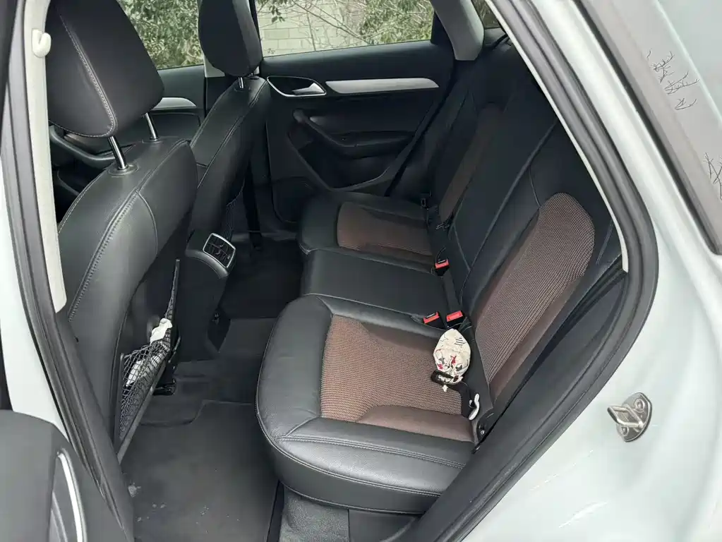 Audi Q3 2018 30th Anniversary Model 30 TFSI Fashion Model купить на сайте DeffCars