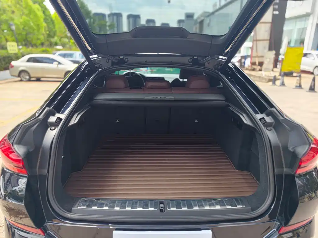 BMW X6 2020 xDrive40i M Sports Package купить на сайте DeffCars