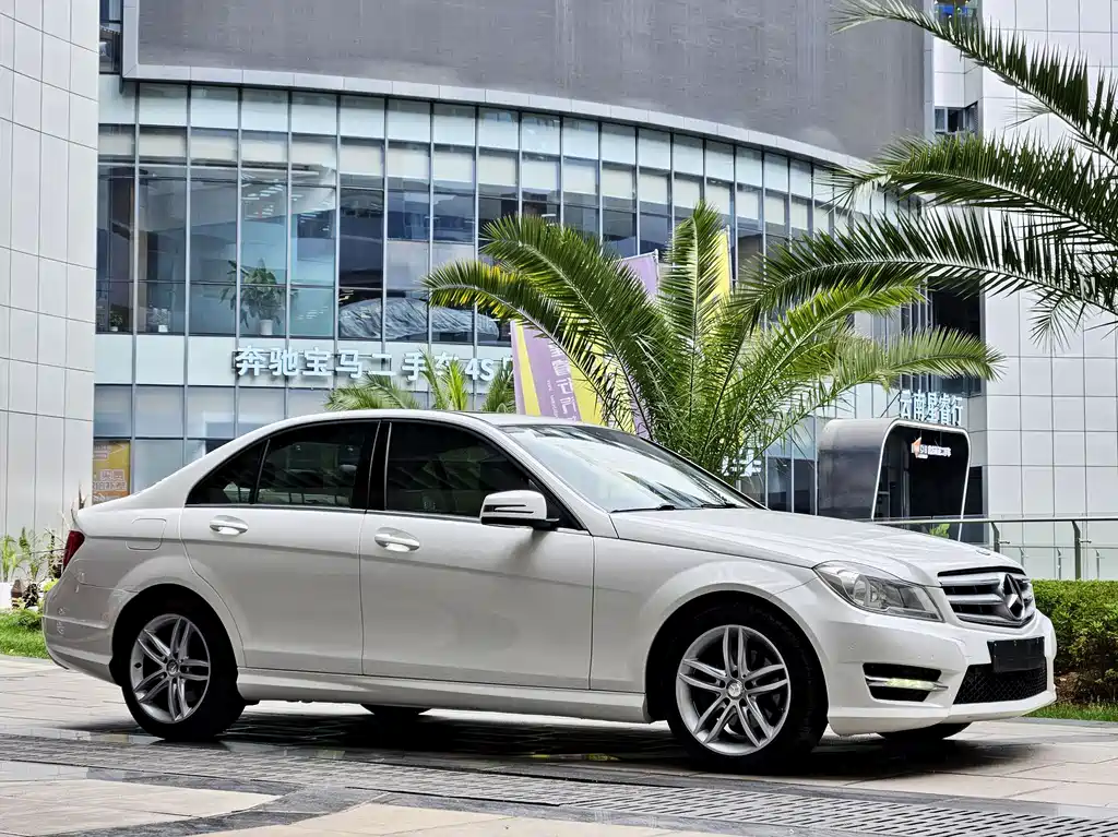 Mercedes-Benz C-Class 2013 C 260 Elegant Grand Edition купить на сайте DeffCars