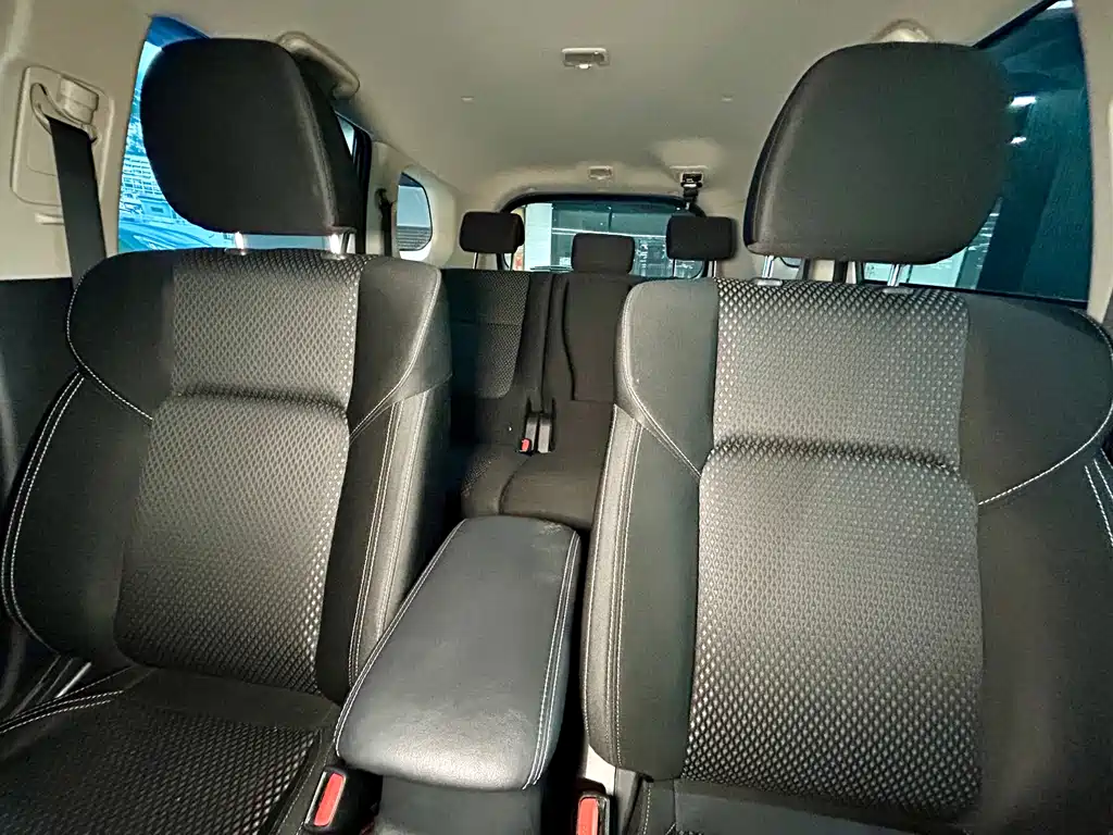 Outlander 2021 facelift 2.0L 2WD smooth version 5 seats купить на сайте DeffCars