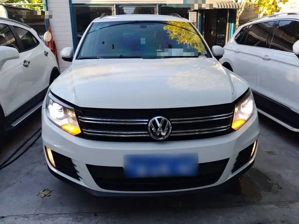 Tiguan 2015 1.8TSI automatic two-wheel drive fashion version купить на сайте DeffCars