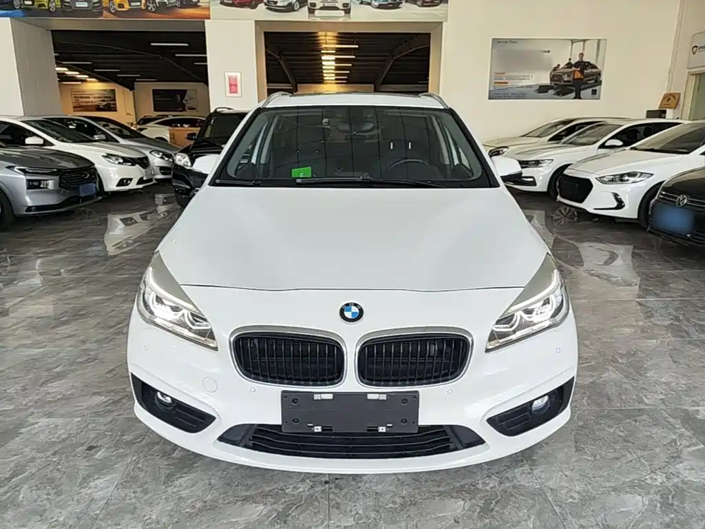 BMW 2 Series Touring 2016 218i Leading Model купить на сайте DeffCars
