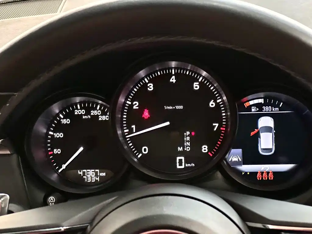 Macan 2023 Macan 2.0T купить на сайте DeffCars