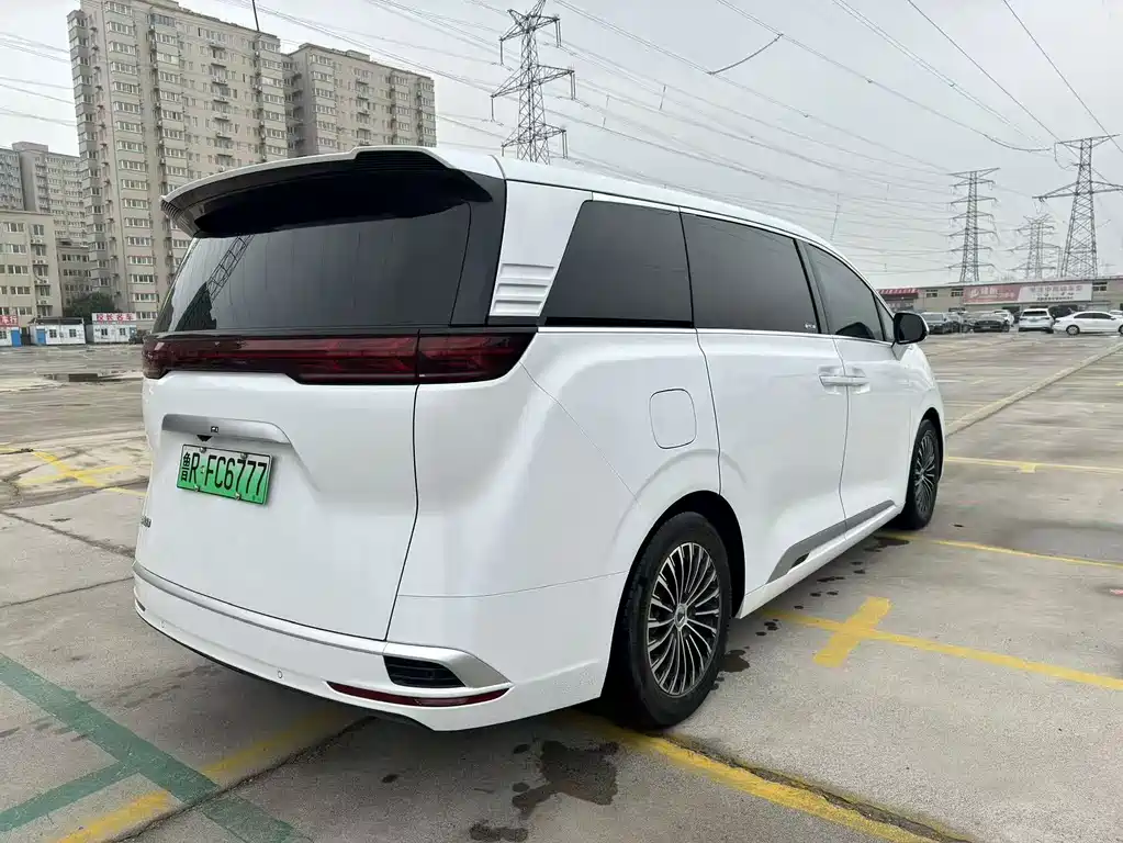 Denza D9 2022 DM-i 970 four-wheel drive premium model купить на сайте DeffCars