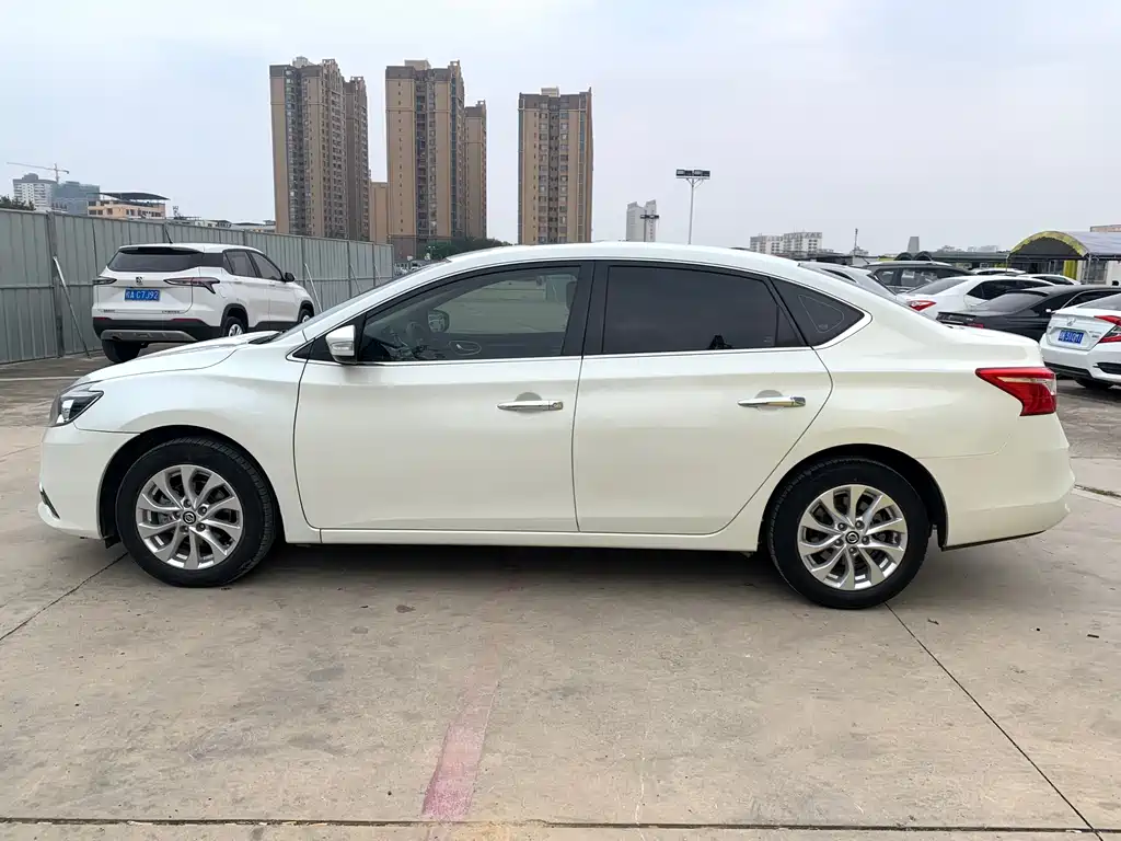 Sylphy 2018 1.6XV CVT Exclusive Edition купить на сайте DeffCars