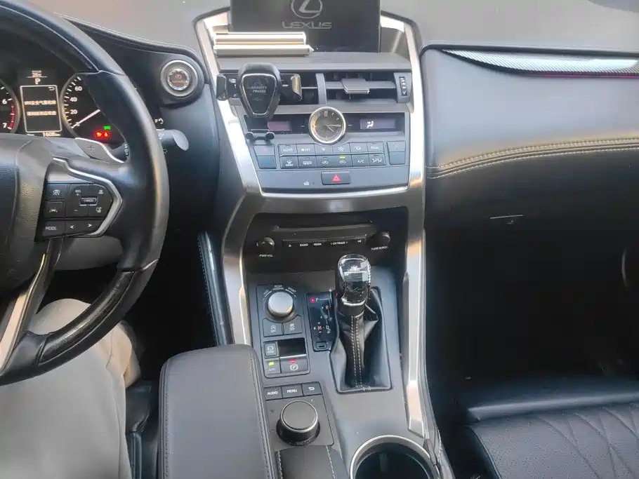 Lexus NX 2016 200 Special Limited Edition купить на сайте DeffCars