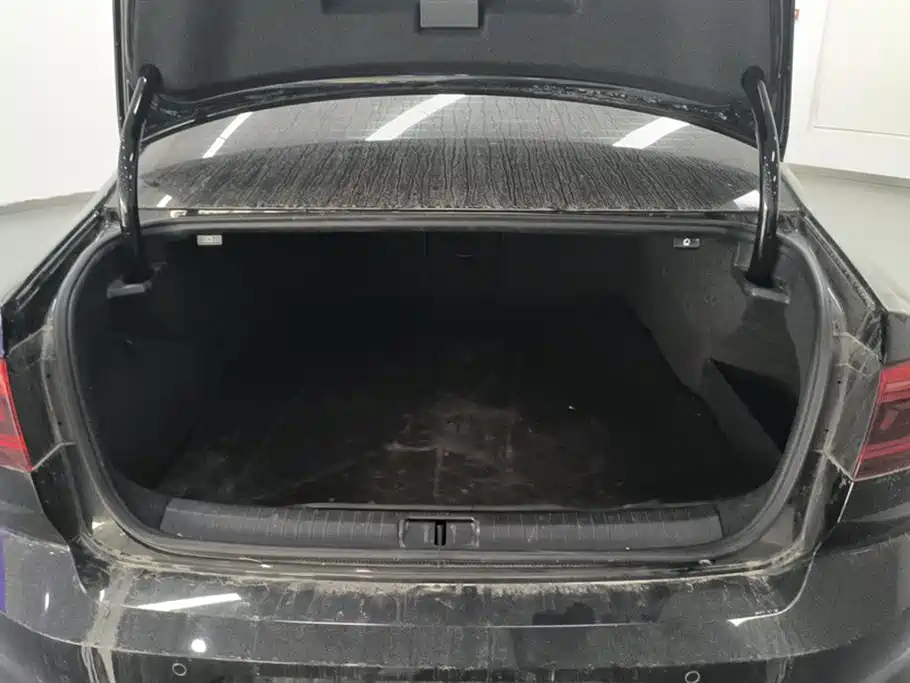 Magotan PHEV 2022 GTE luxury model купить на сайте DeffCars
