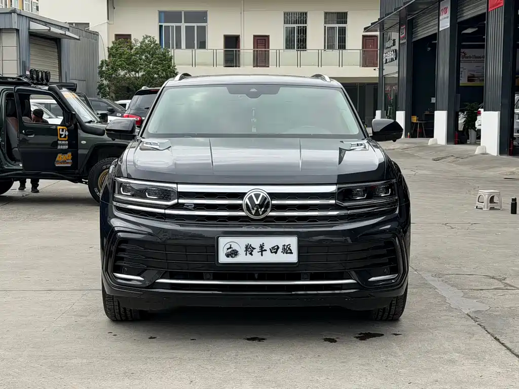 Tiguan X 2022 380TSI four-wheel drive flagship version купить на сайте DeffCars