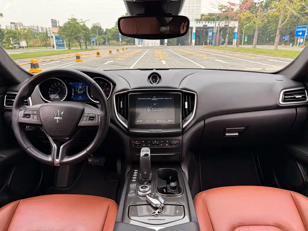 Ghibli 2019 3.0T Standard Edition National V купить на сайте DeffCars