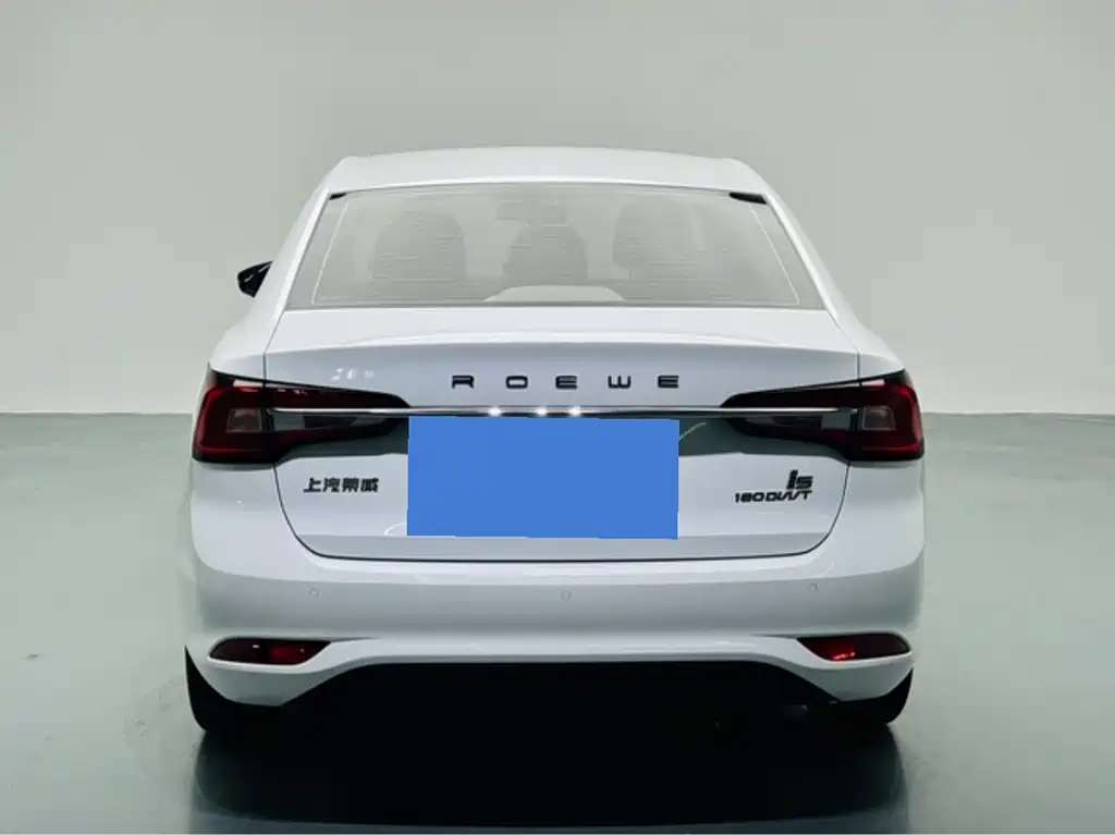 Roewe i5 2020 1.5L automatic 4G Internet leading flagship version купить на сайте DeffCars