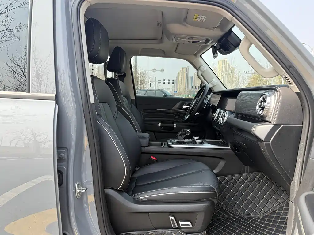 Tank 300 2025 2.0T Gasoline Conqueror купить на сайте DeffCars