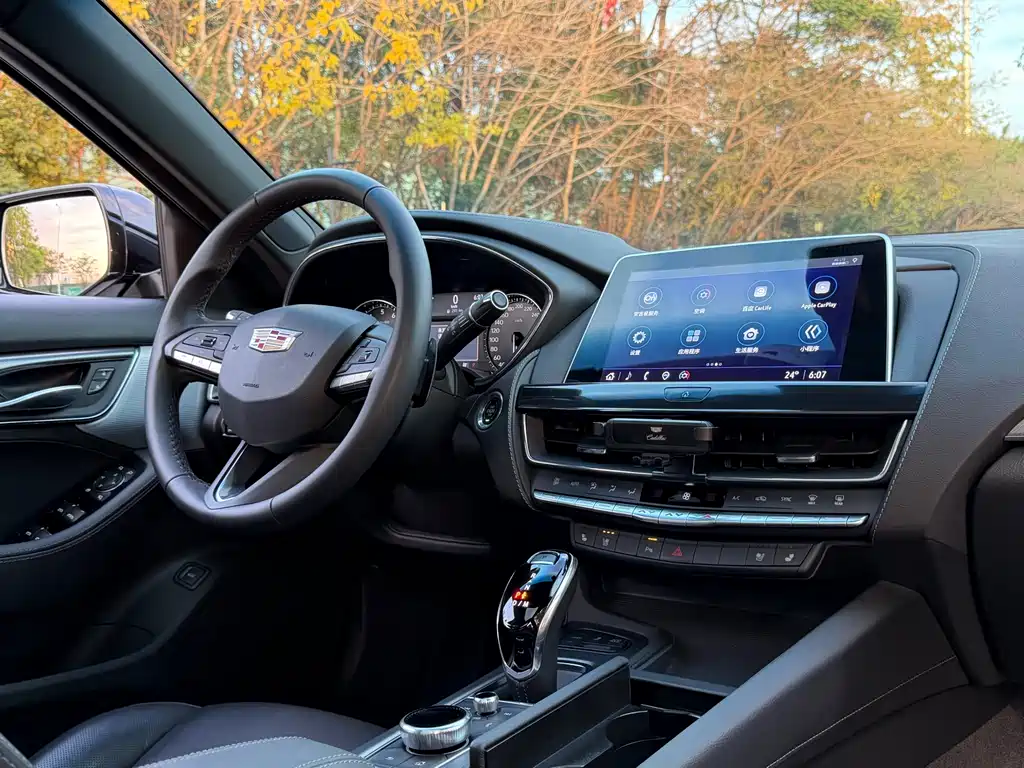 Cadillac CT5 2022 28T luxury model купить на сайте DeffCars