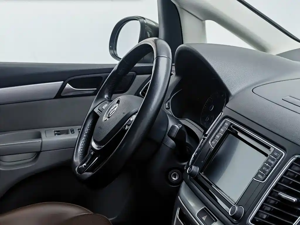 Sharan 2016 380TSI Comfortable 7-seater купить на сайте DeffCars